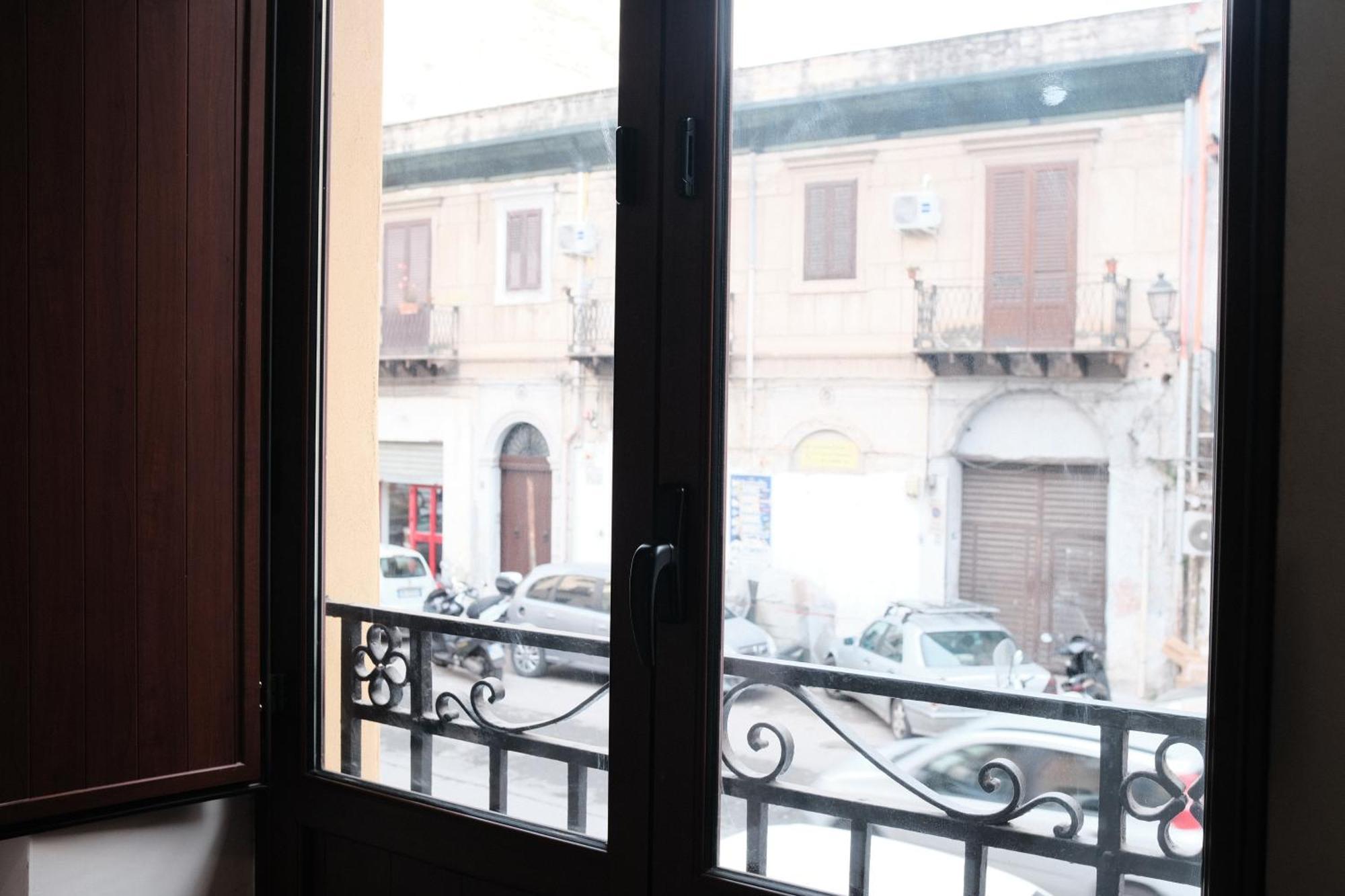 Al Bastione Della Pace Apartment Palermo Exterior photo