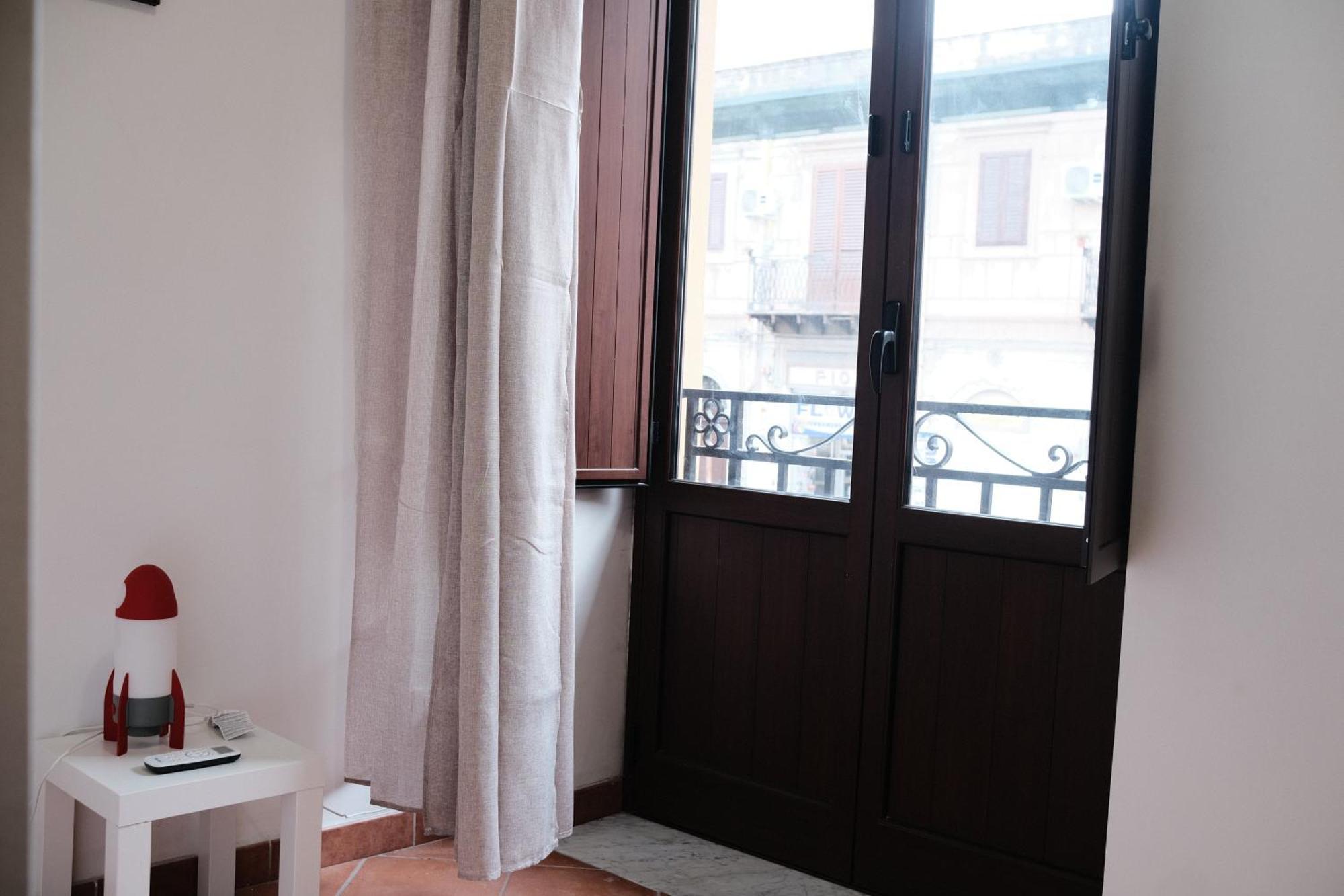 Al Bastione Della Pace Apartment Palermo Exterior photo